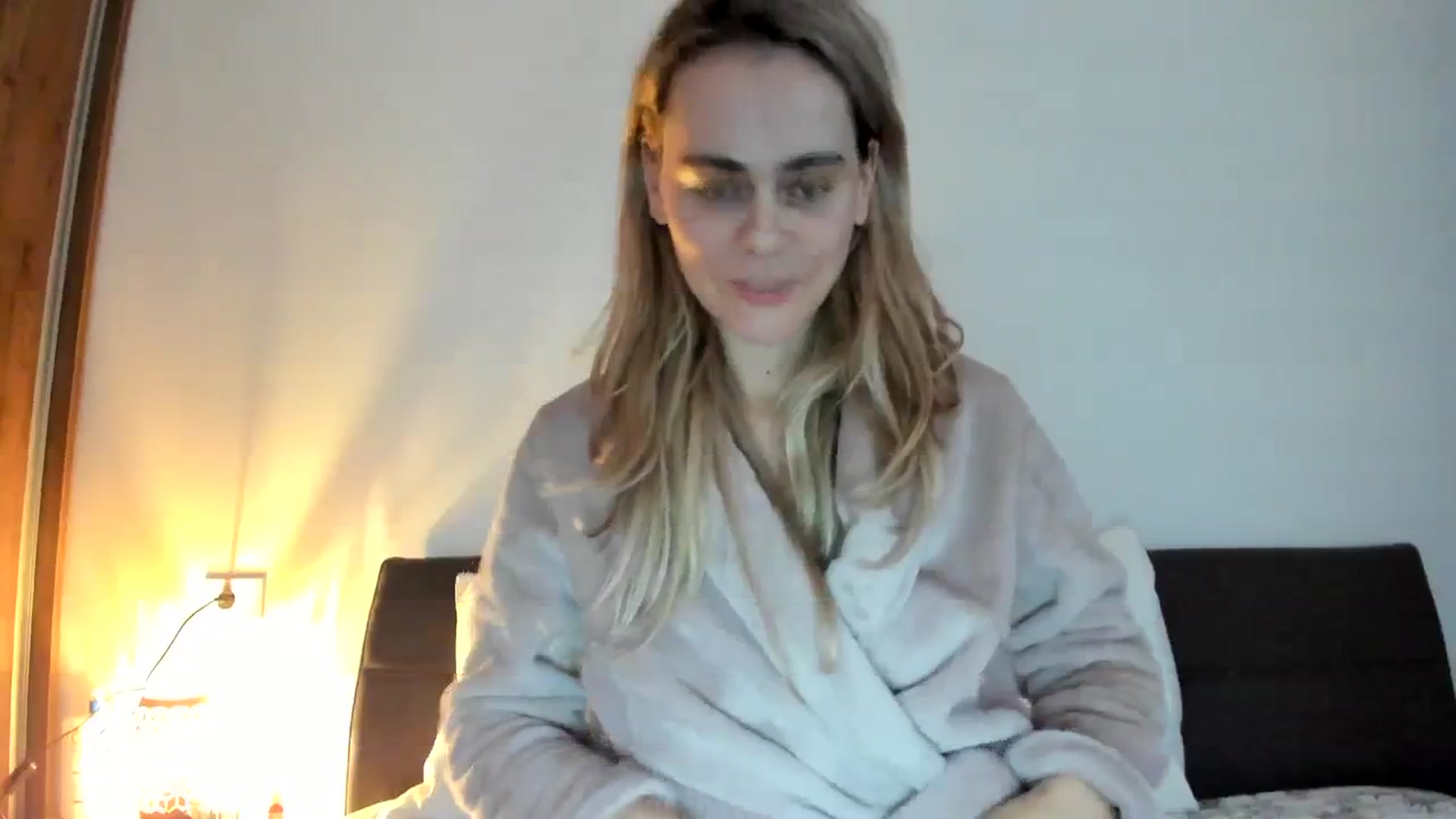 Gallery image thumbnail from DebbyPaige's myfreecams stream on, 11/28/2023, 14:04 image 15 of 20