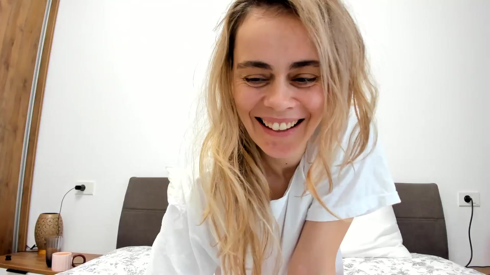 Gallery image thumbnail from DebbyPaige's myfreecams stream on, 12/06/2023, 10:26 image 10 of 20