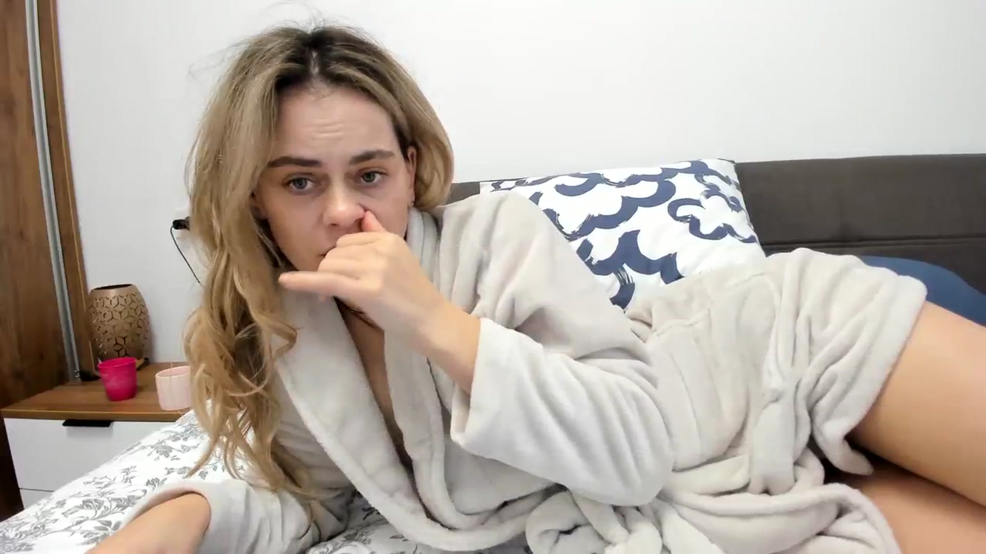 Gallery image thumbnail from DebbyPaige's myfreecams stream on, 01/03/2024, 11:41 image 13 of 20