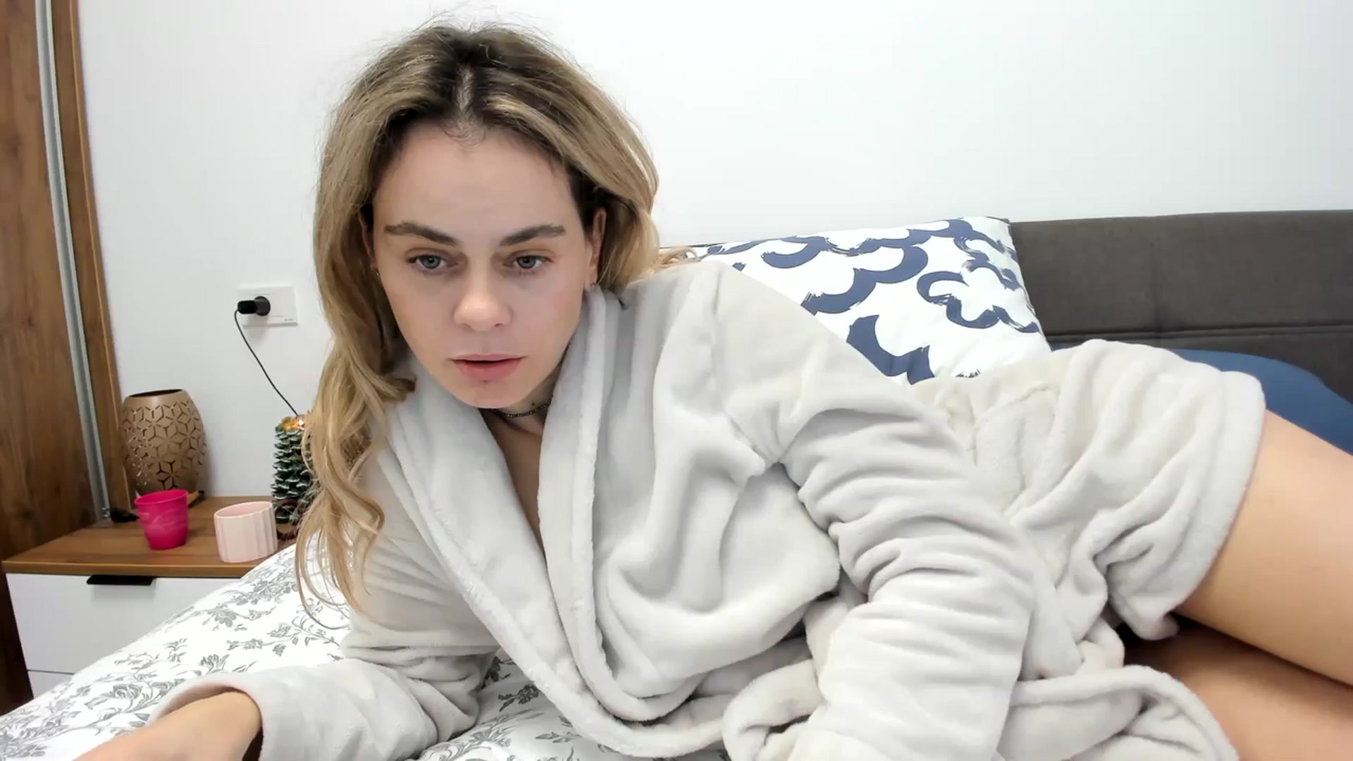 Gallery image thumbnail from DebbyPaige's myfreecams stream on, 01/03/2024, 11:41 image 7 of 20