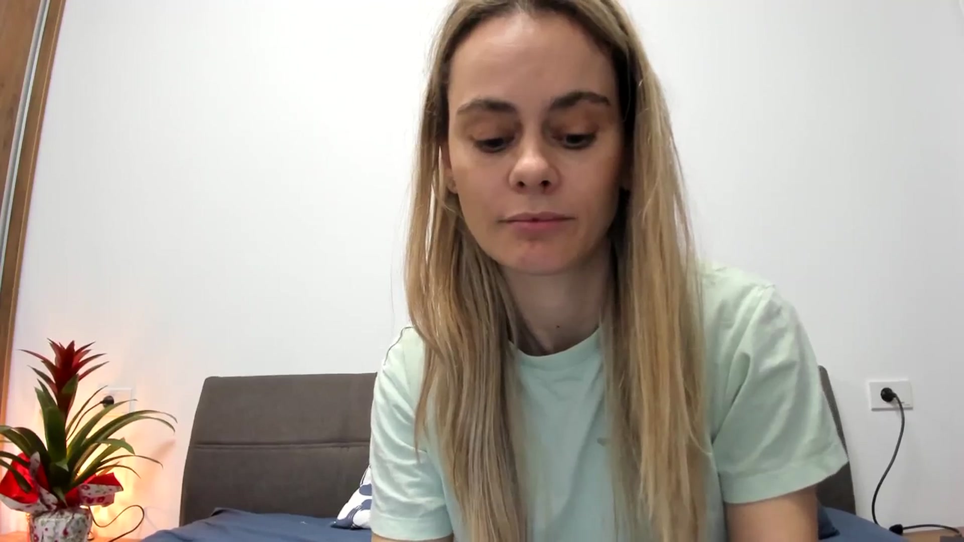 Gallery image thumbnail from DebbyPaige's myfreecams stream on, 01/09/2024, 11:35 image 4 of 20