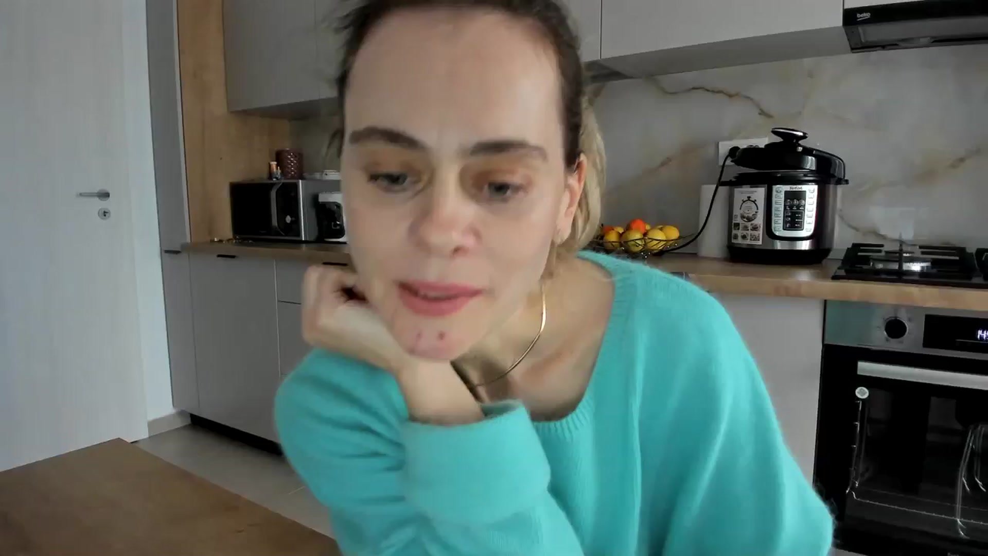 Gallery image thumbnail from DebbyPaige's myfreecams stream on, 01/19/2024, 14:38 image 9 of 20