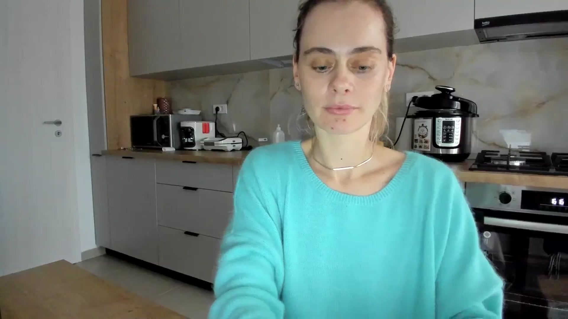 Gallery image thumbnail from DebbyPaige's myfreecams stream on, 01/19/2024, 14:38 image 15 of 20