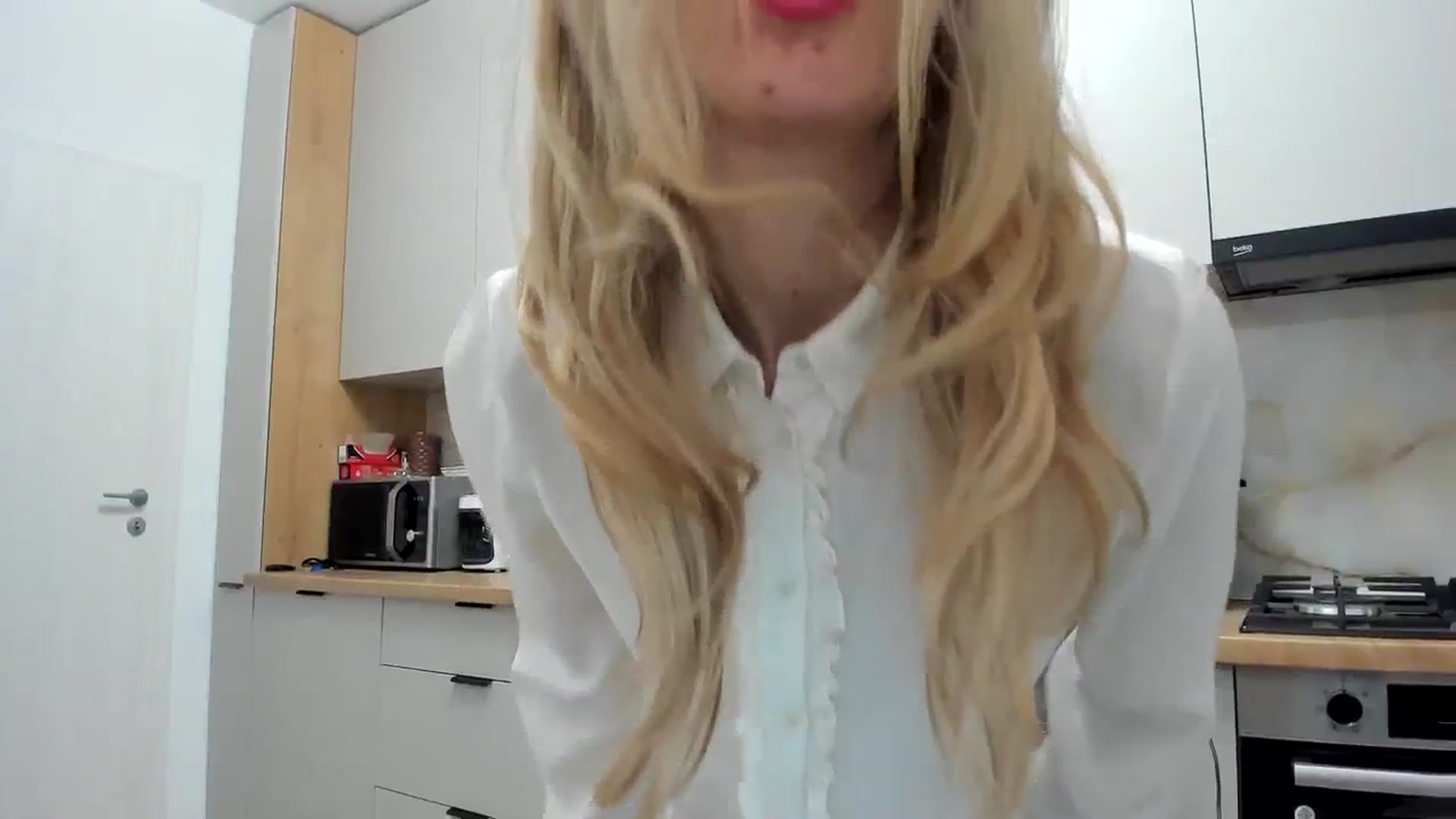 Gallery image thumbnail from DebbyPaige's myfreecams stream on, 01/20/2024, 17:20 image 11 of 20