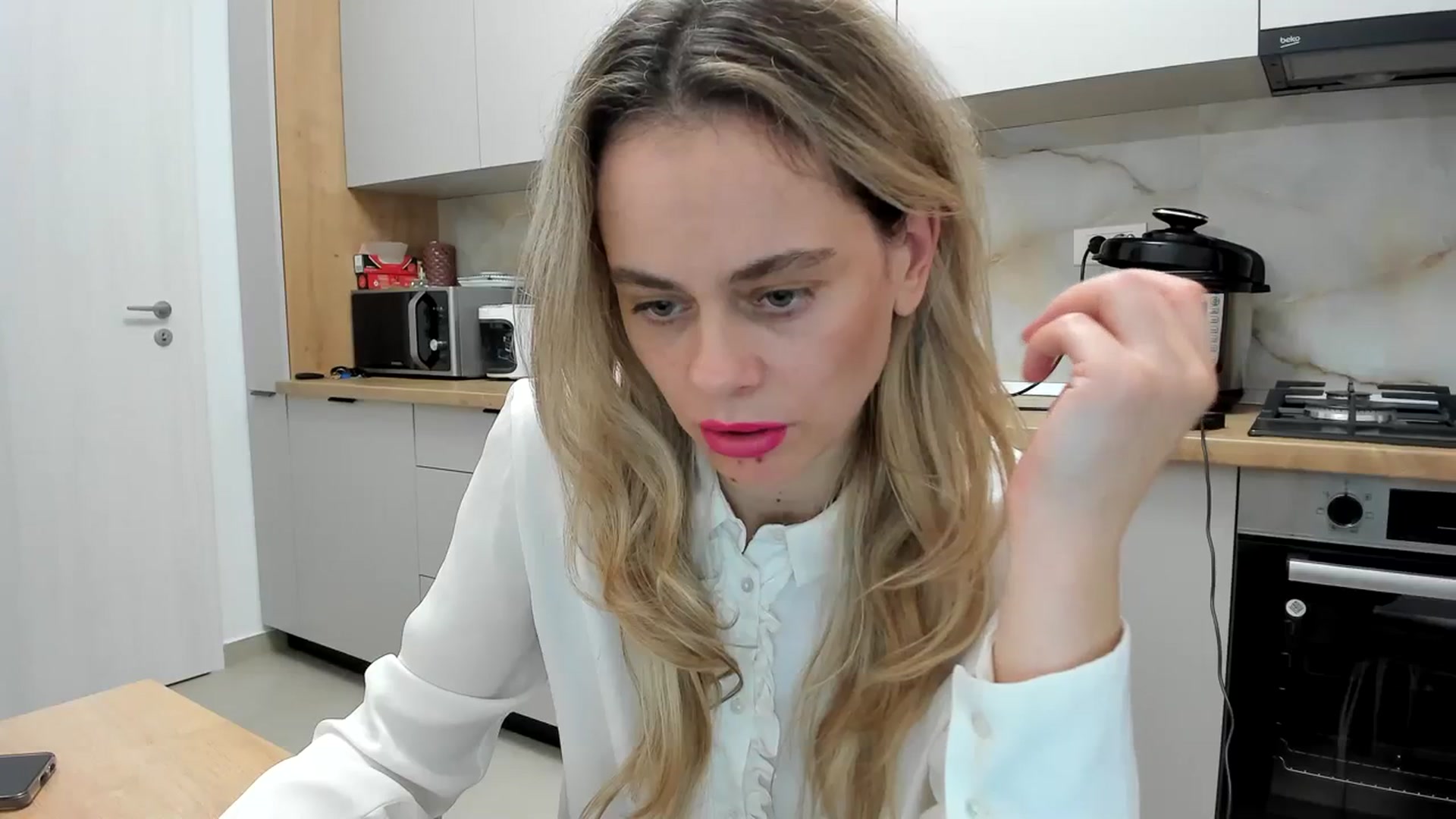 Gallery image thumbnail from DebbyPaige's myfreecams stream on, 01/20/2024, 17:20 image 3 of 20