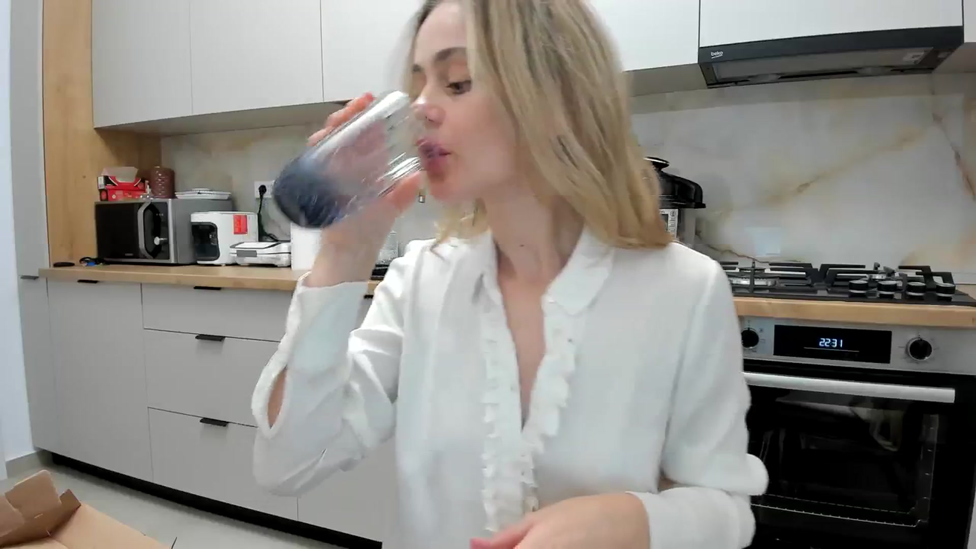 Gallery image thumbnail from DebbyPaige's myfreecams stream on, 01/20/2024, 19:35 image 20 of 20