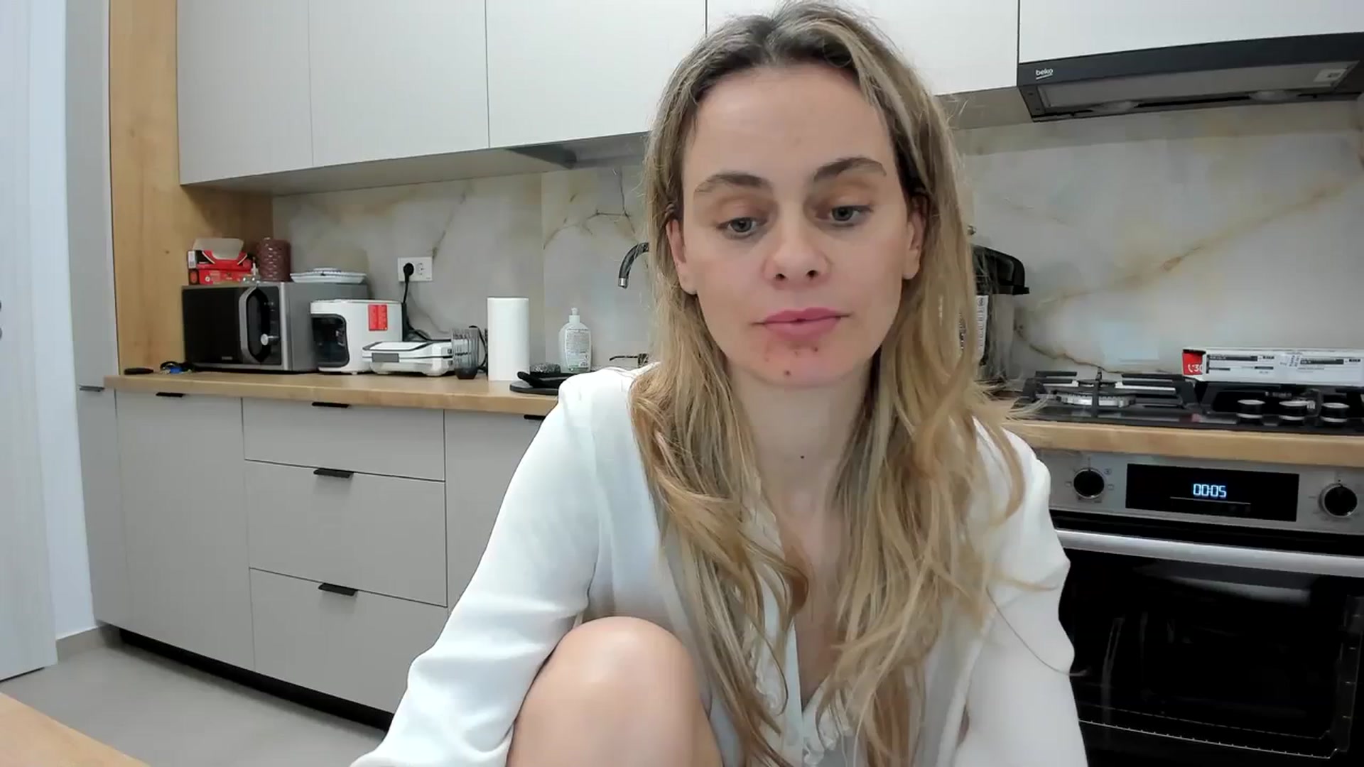 Gallery image thumbnail from DebbyPaige's myfreecams stream on, 01/20/2024, 21:23 image 18 of 20