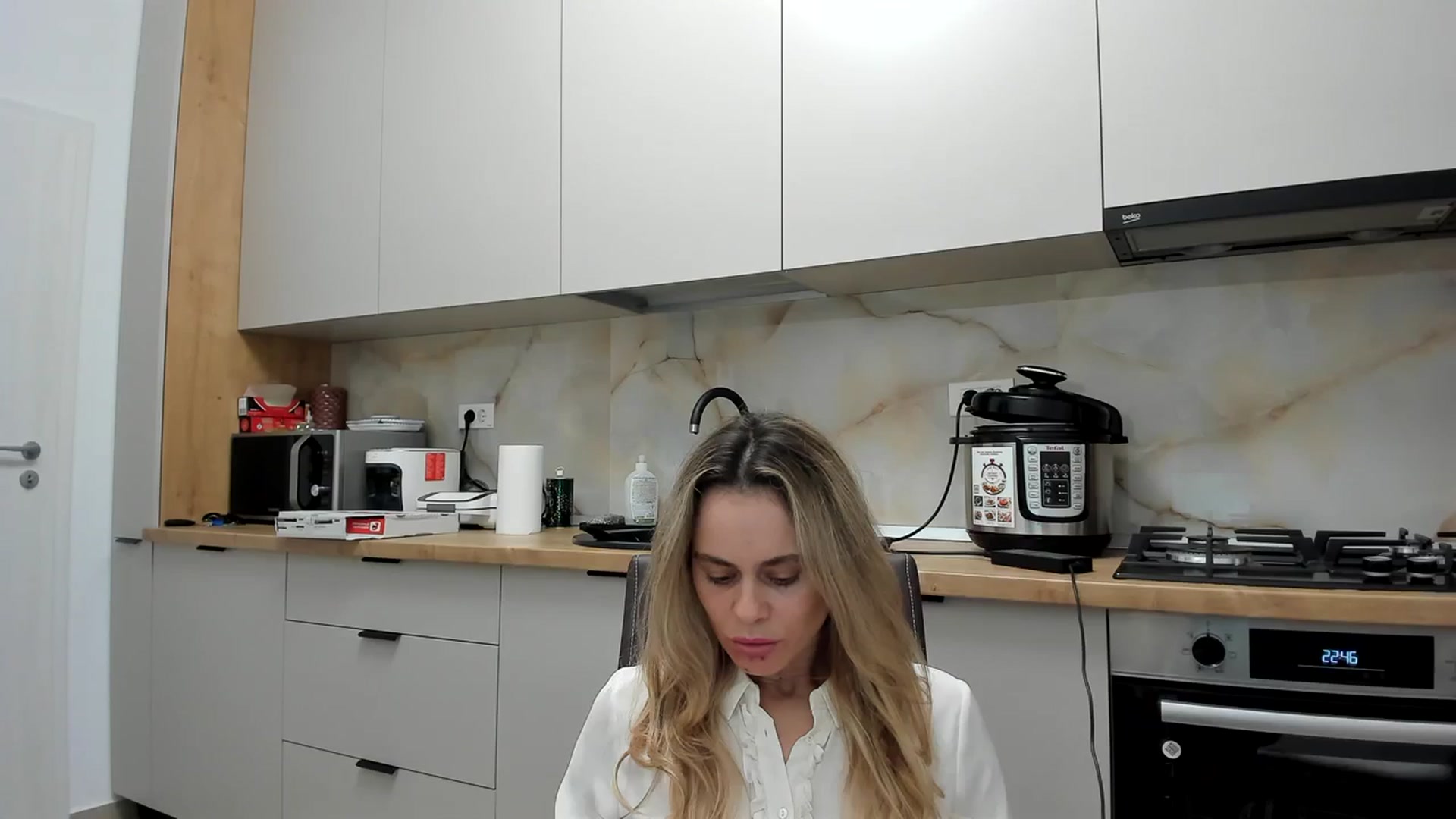Gallery image thumbnail from DebbyPaige's myfreecams stream on, 01/20/2024, 21:23 image 2 of 20