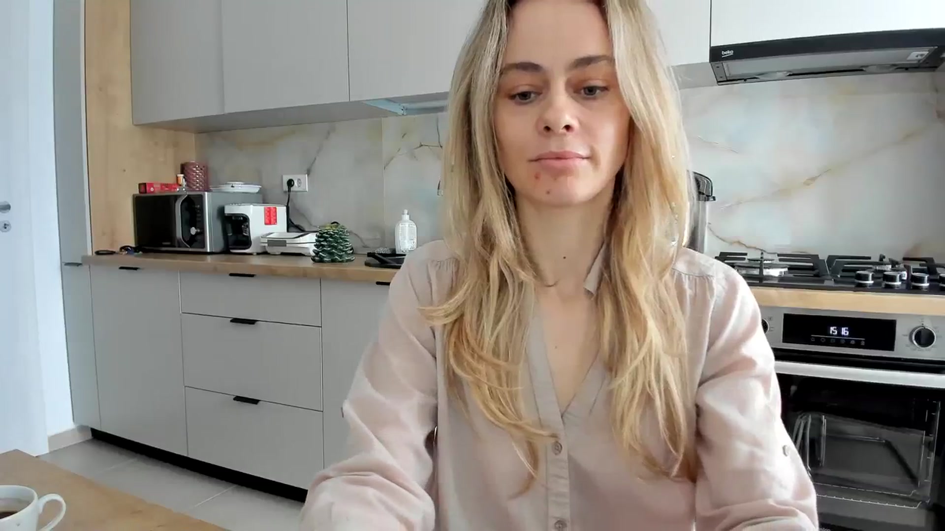 Gallery image thumbnail from DebbyPaige's myfreecams stream on, 01/21/2024, 13:34 image 7 of 20