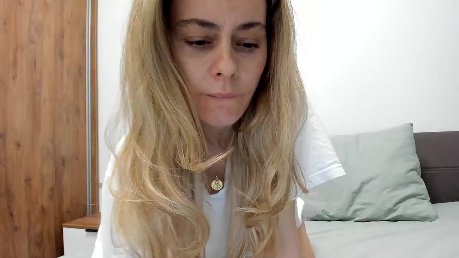 Gallery image thumbnail from DebbyPaige's myfreecams stream on, 02/02/2024, 17:23 image 13 of 20