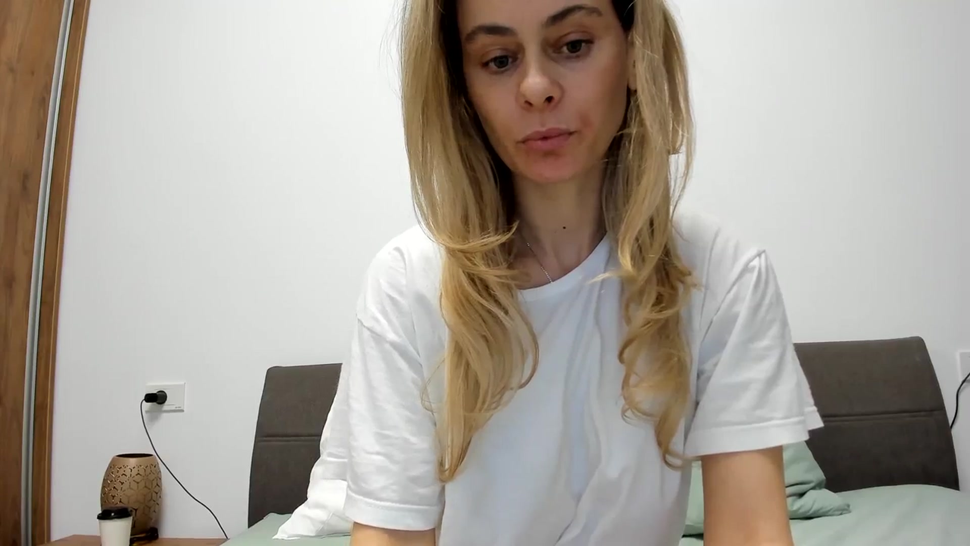 Gallery image thumbnail from DebbyPaige's myfreecams stream on, 02/02/2024, 18:44 image 13 of 20