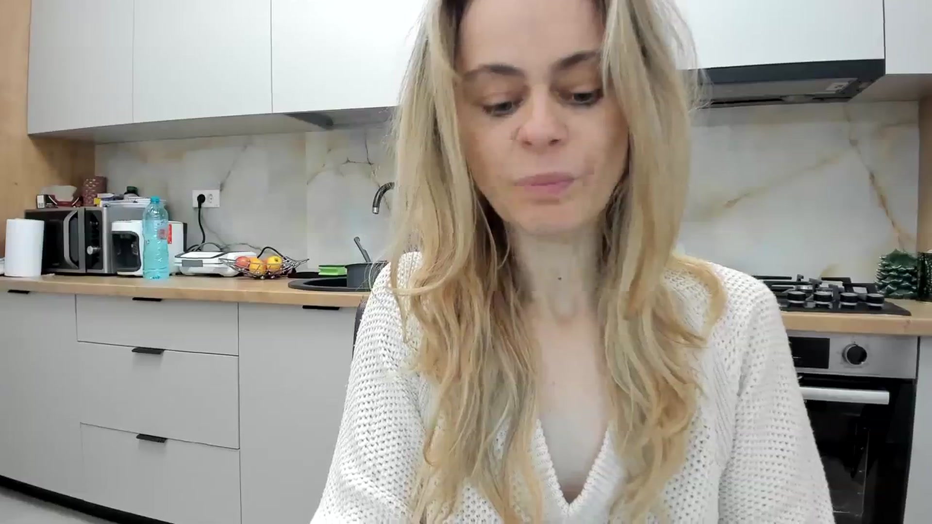 Gallery image thumbnail from DebbyPaige's myfreecams stream on, 02/03/2024, 16:00 image 7 of 20