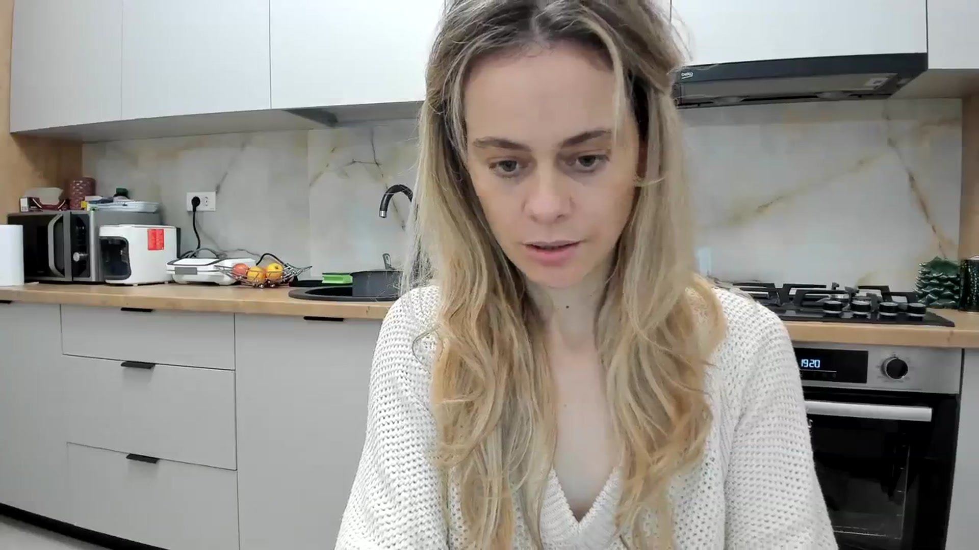 Gallery image thumbnail from DebbyPaige's myfreecams stream on, 02/03/2024, 16:31 image 11 of 20