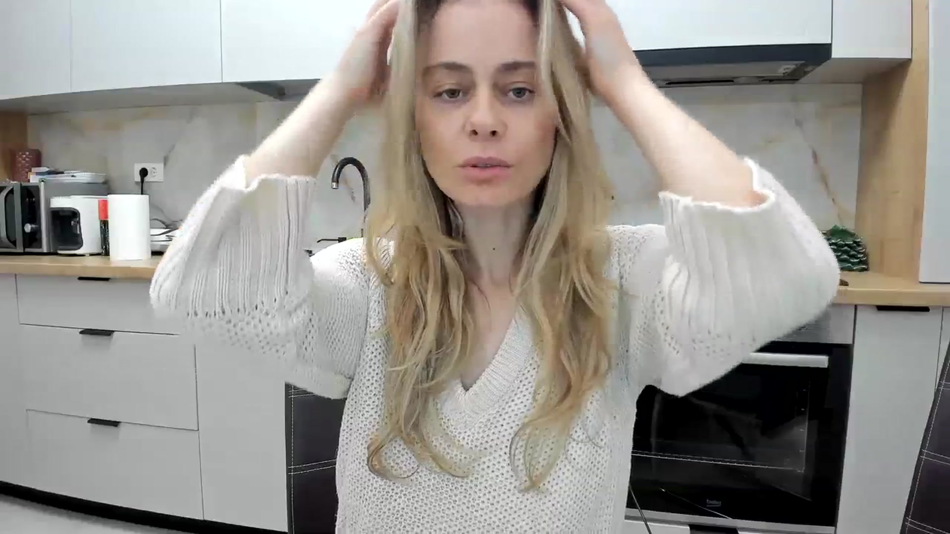 Gallery image thumbnail from DebbyPaige's myfreecams stream on, 02/03/2024, 19:06 image 8 of 20