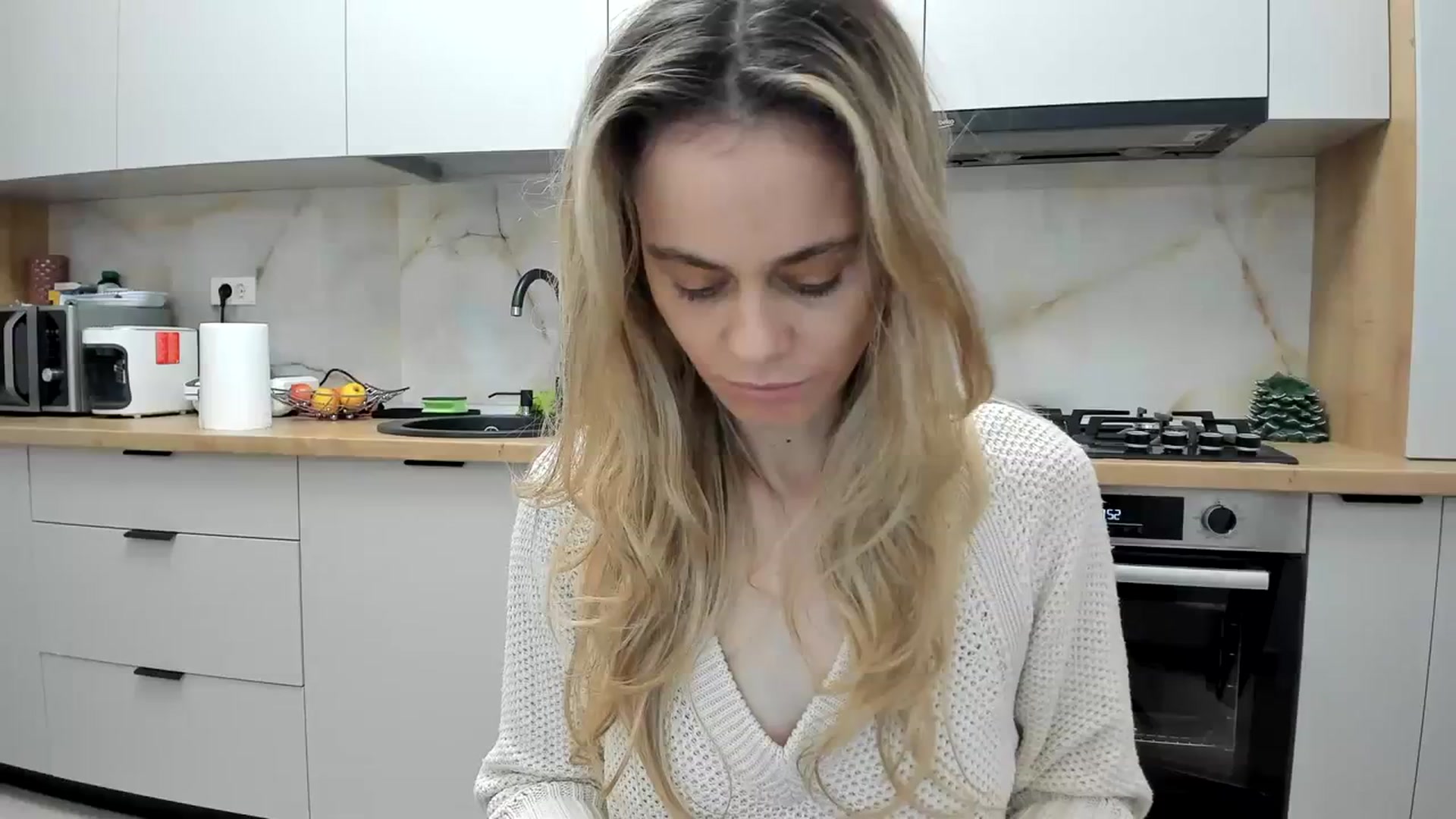 Gallery image thumbnail from DebbyPaige's myfreecams stream on, 02/03/2024, 19:06 image 5 of 20