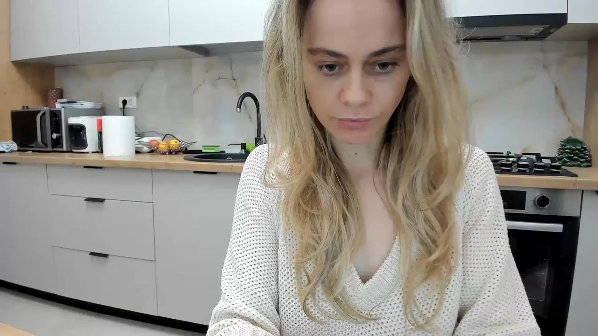 Gallery image thumbnail from DebbyPaige's myfreecams stream on, 02/03/2024, 19:06 image 20 of 20