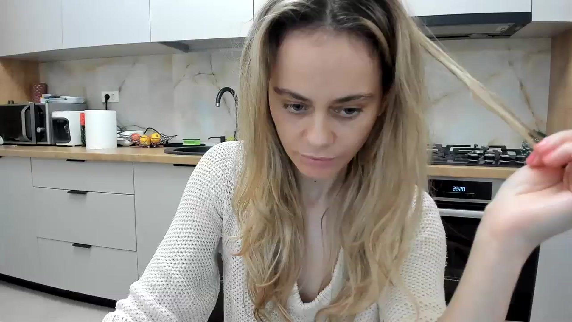 Gallery image thumbnail from DebbyPaige's myfreecams stream on, 02/03/2024, 19:30 image 13 of 20