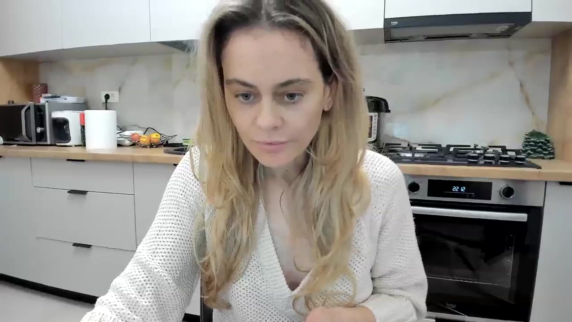 Gallery image thumbnail from DebbyPaige's myfreecams stream on, 02/03/2024, 19:30 image 6 of 20