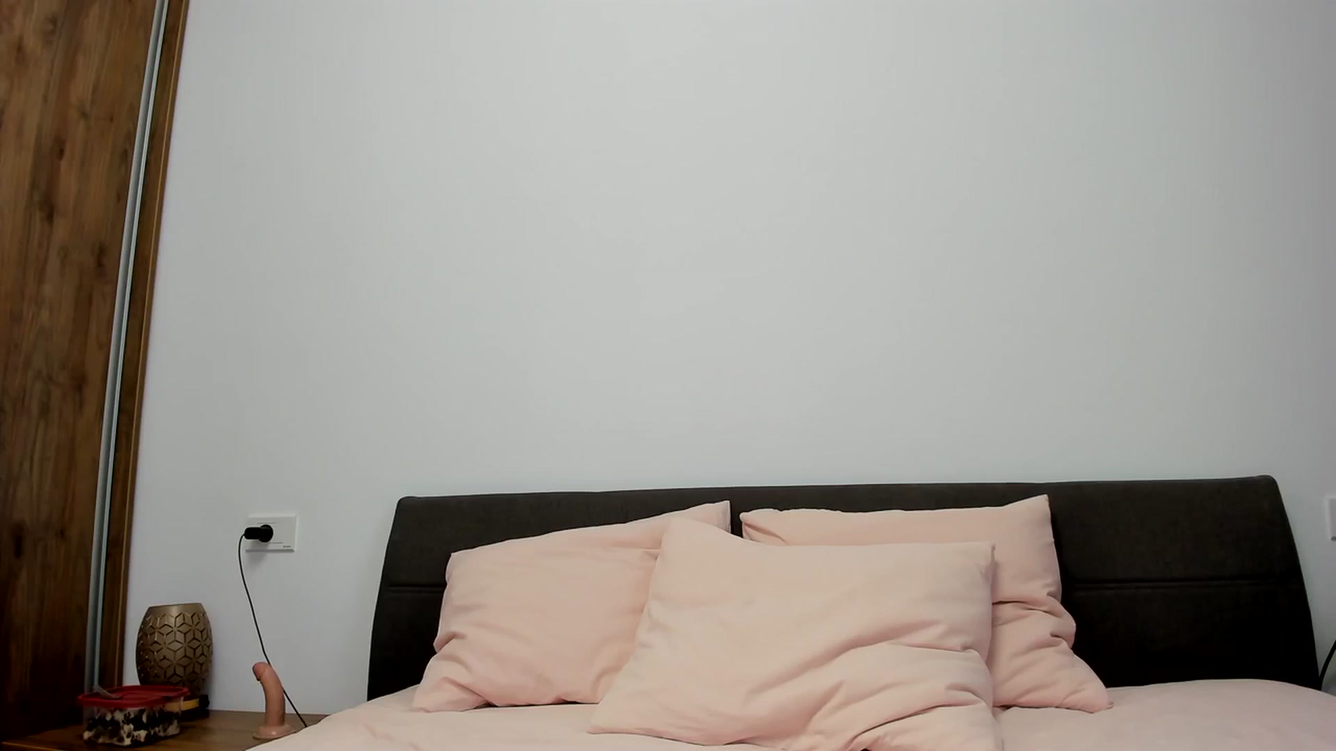 Gallery image thumbnail from DebbyPaige's myfreecams stream on, 02/16/2024, 11:34 image 20 of 20