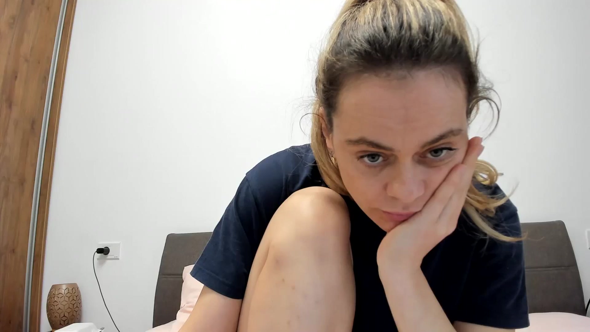 Gallery image thumbnail from DebbyPaige's myfreecams stream on, 02/16/2024, 16:06 image 3 of 20
