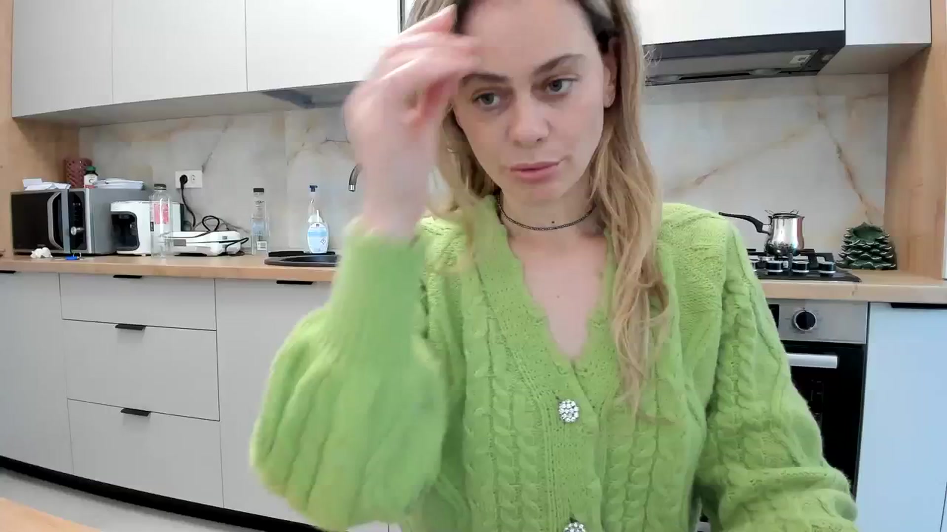 Gallery image thumbnail from DebbyPaige's myfreecams stream on, 02/21/2024, 16:06 image 1 of 20