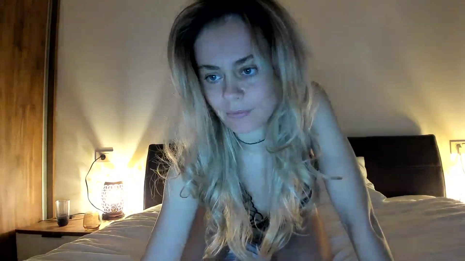 Gallery image thumbnail from DebbyPaige's myfreecams stream on, 02/23/2024, 20:43 image 8 of 20
