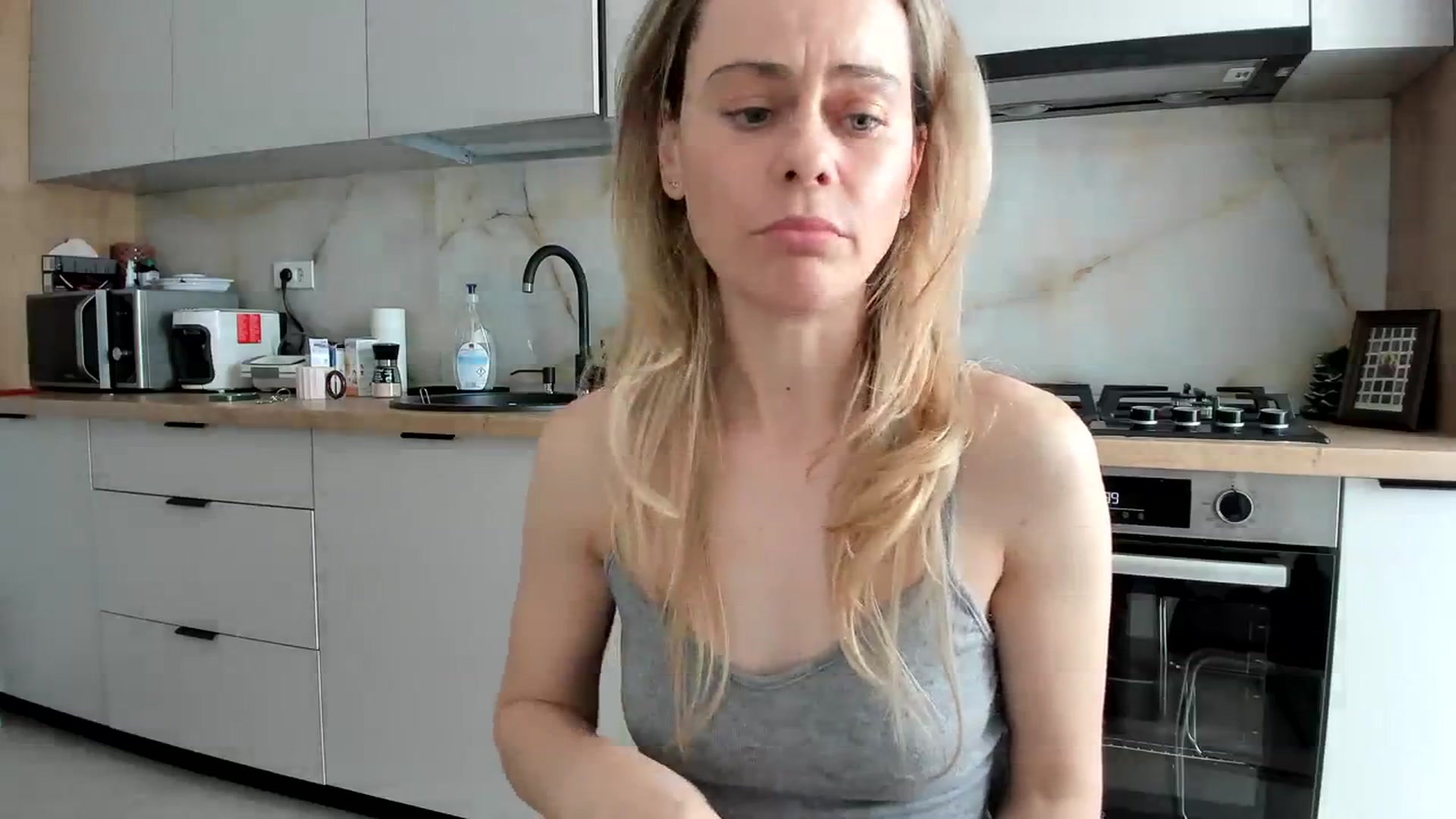 Gallery image thumbnail from DebbyPaige's myfreecams stream on, 02/26/2024, 12:34 image 2 of 20
