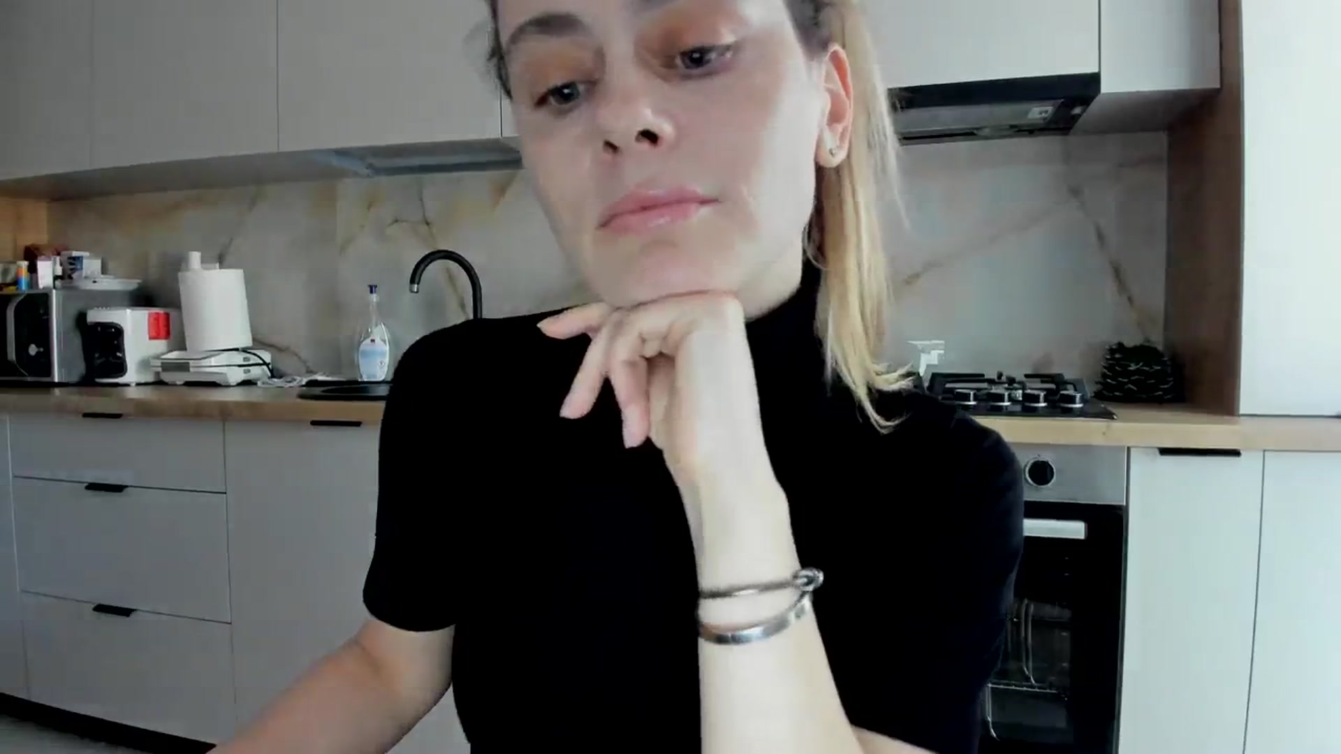 Gallery image thumbnail from DebbyPaige's myfreecams stream on, 02/28/2024, 15:17 image 10 of 20