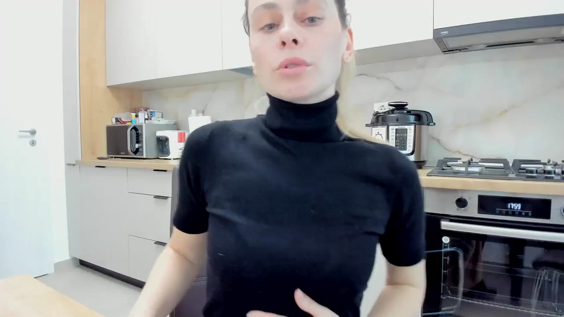 Gallery image thumbnail from DebbyPaige's myfreecams stream on, 02/28/2024, 15:17 image 8 of 20