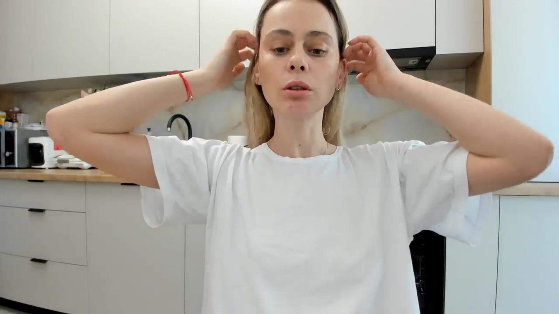 Gallery image thumbnail from DebbyPaige's myfreecams stream on, 03/04/2024, 15:33 image 7 of 20