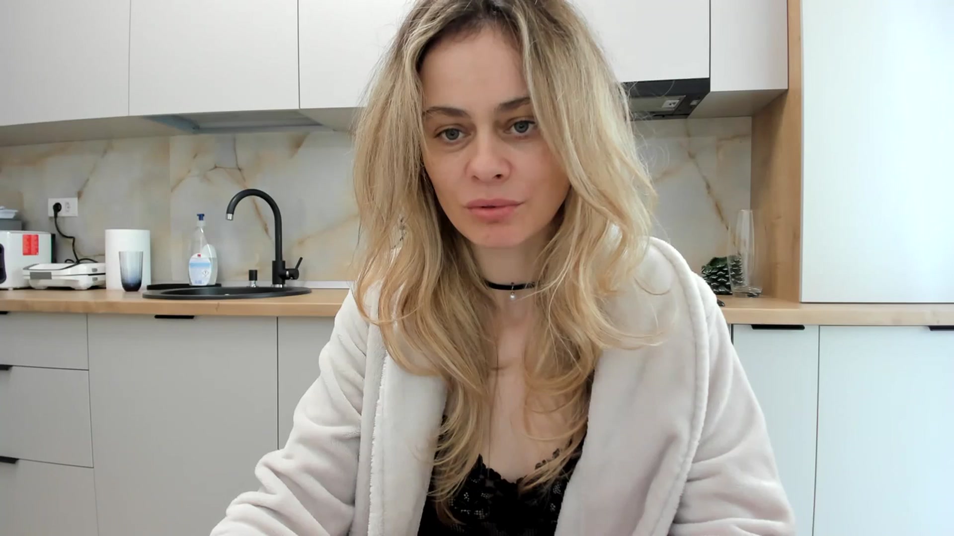 Gallery image thumbnail from DebbyPaige's myfreecams stream on, 03/05/2024, 11:57 image 7 of 20