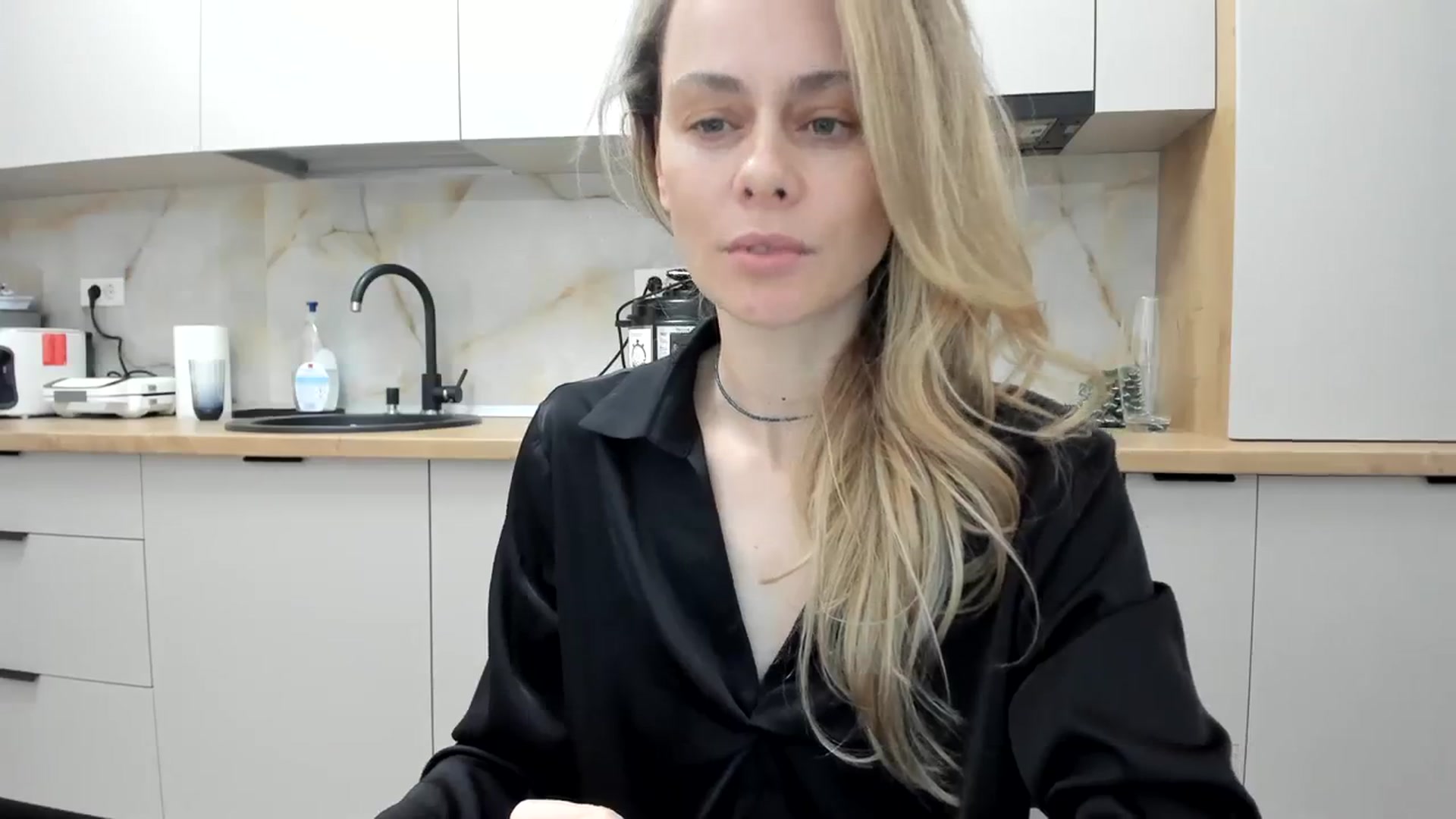 Gallery image thumbnail from DebbyPaige's myfreecams stream on, 03/05/2024, 17:58 image 13 of 20