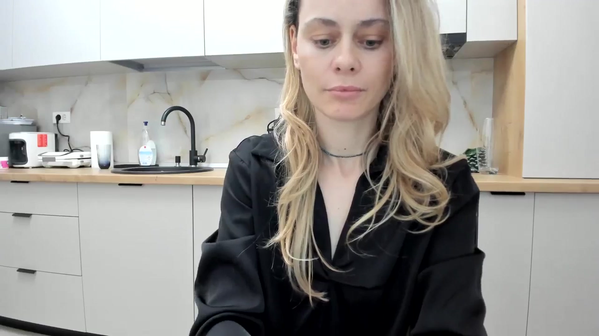 Gallery image thumbnail from DebbyPaige's myfreecams stream on, 03/05/2024, 17:58 image 8 of 20
