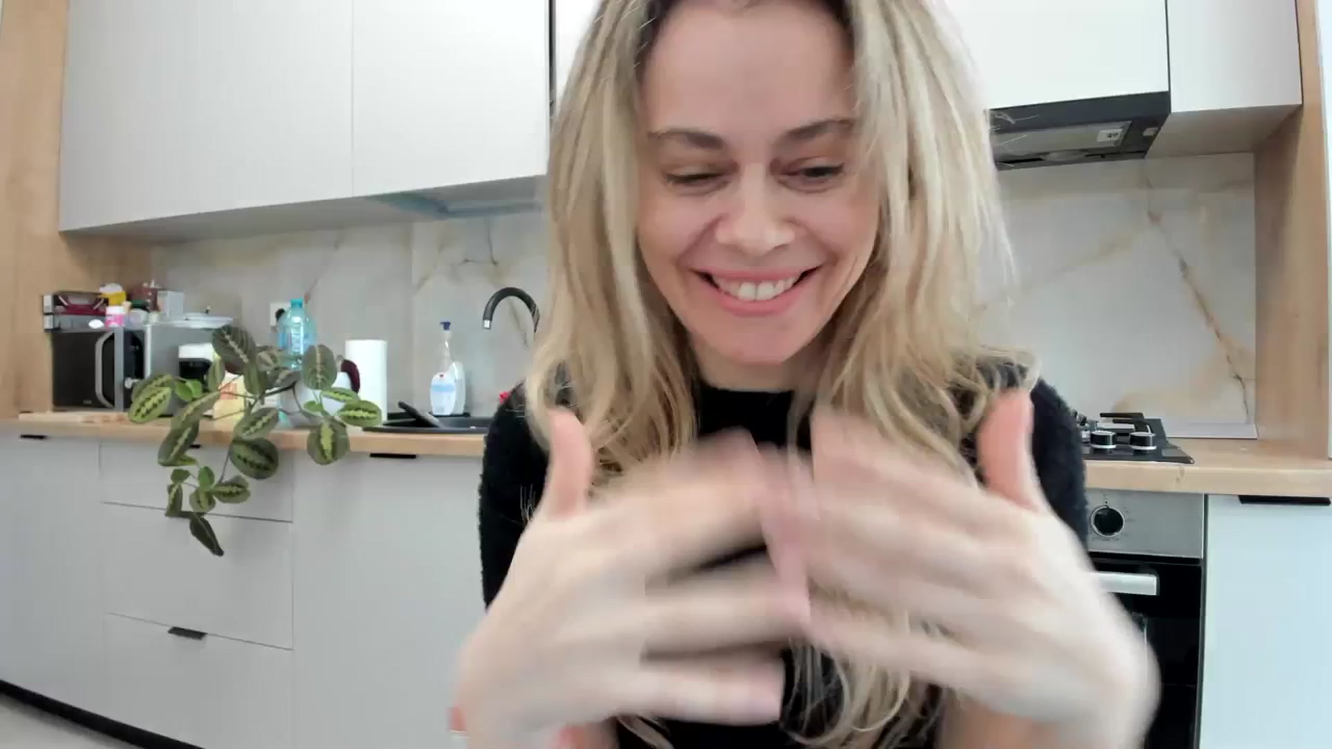 Gallery image thumbnail from DebbyPaige's myfreecams stream on, 03/07/2024, 09:30 image 5 of 20