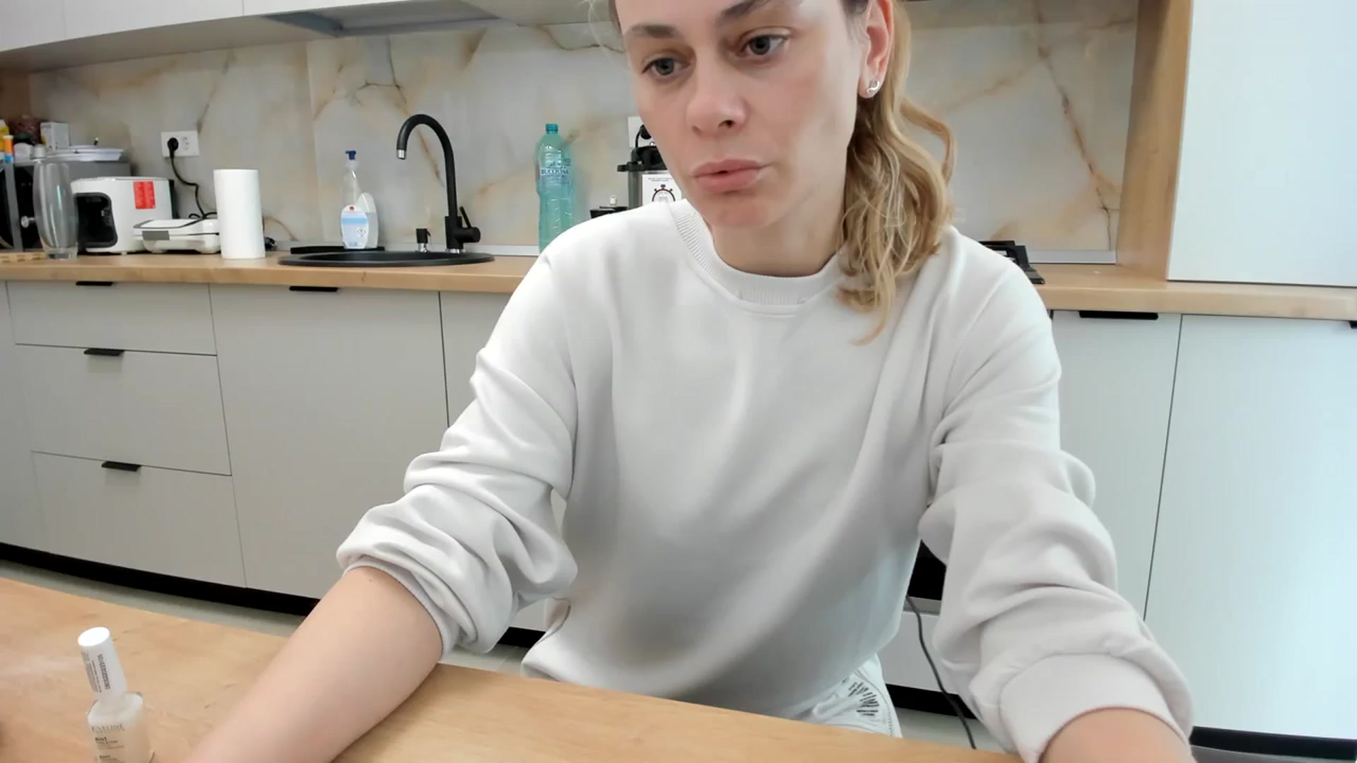 Gallery image thumbnail from DebbyPaige's myfreecams stream on, 03/07/2024, 13:23 image 15 of 20