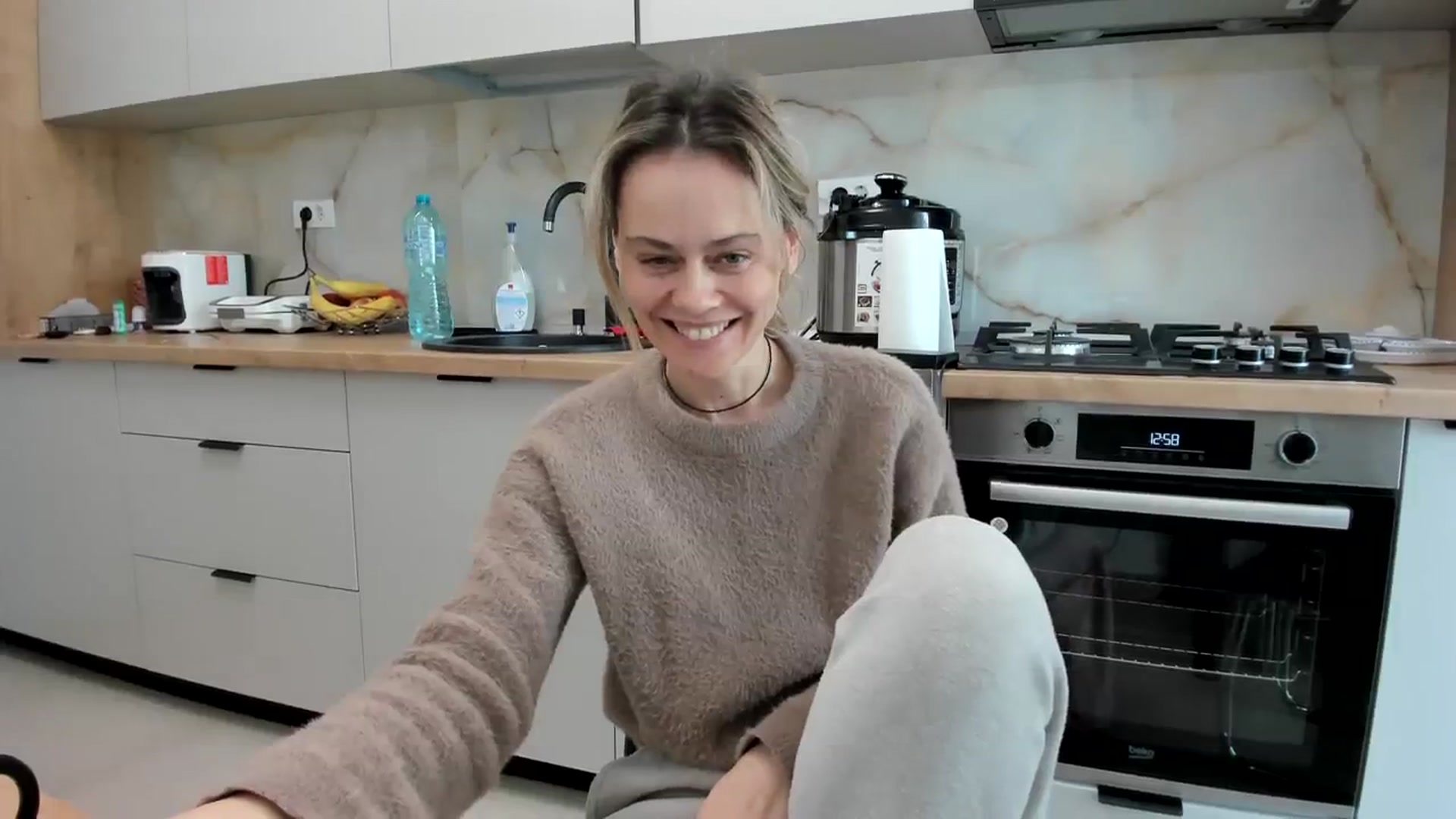 Gallery image thumbnail from DebbyPaige's myfreecams stream on, 03/09/2024, 10:43 image 14 of 20
