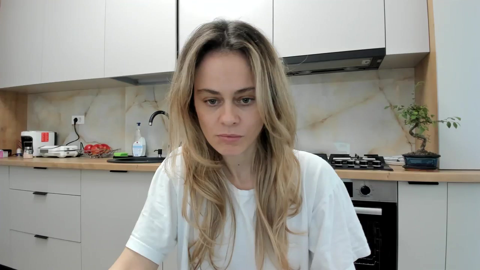 Gallery image thumbnail from DebbyPaige's myfreecams stream on, 03/14/2024, 14:41 image 1 of 20