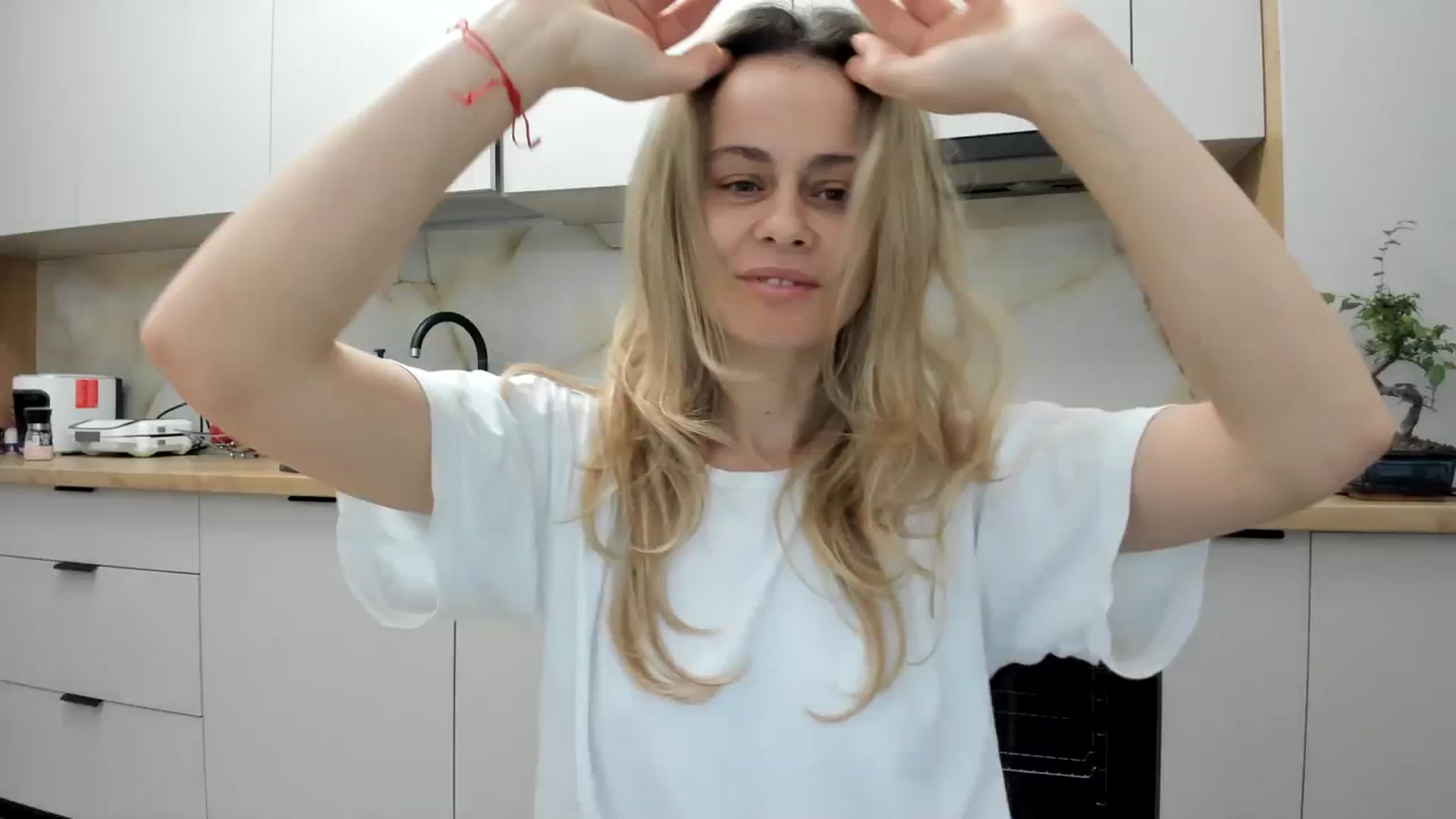 Gallery image thumbnail from DebbyPaige's myfreecams stream on, 03/14/2024, 18:04 image 1 of 20