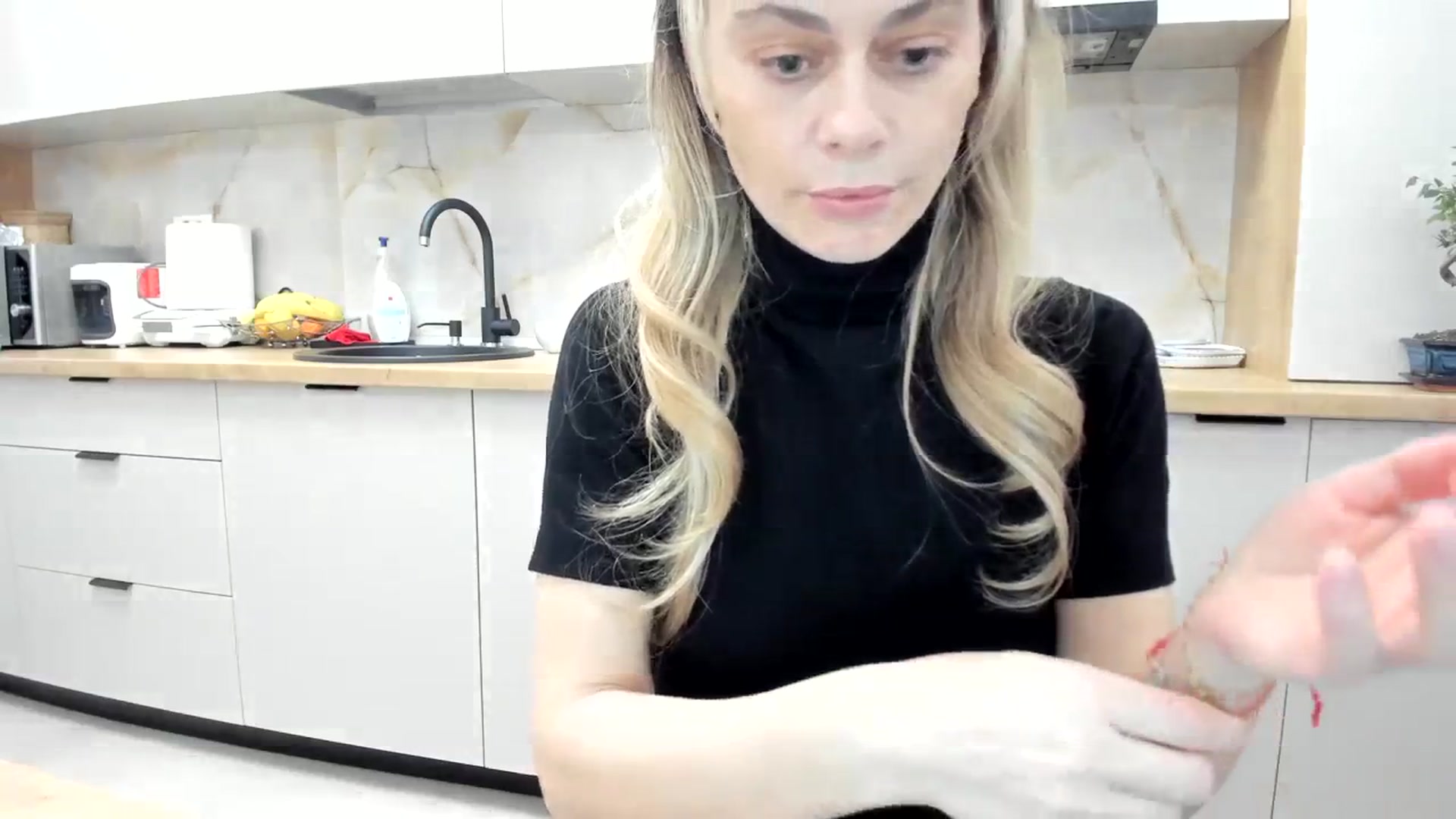 Gallery image thumbnail from DebbyPaige's myfreecams stream on, 03/22/2024, 18:44 image 4 of 20