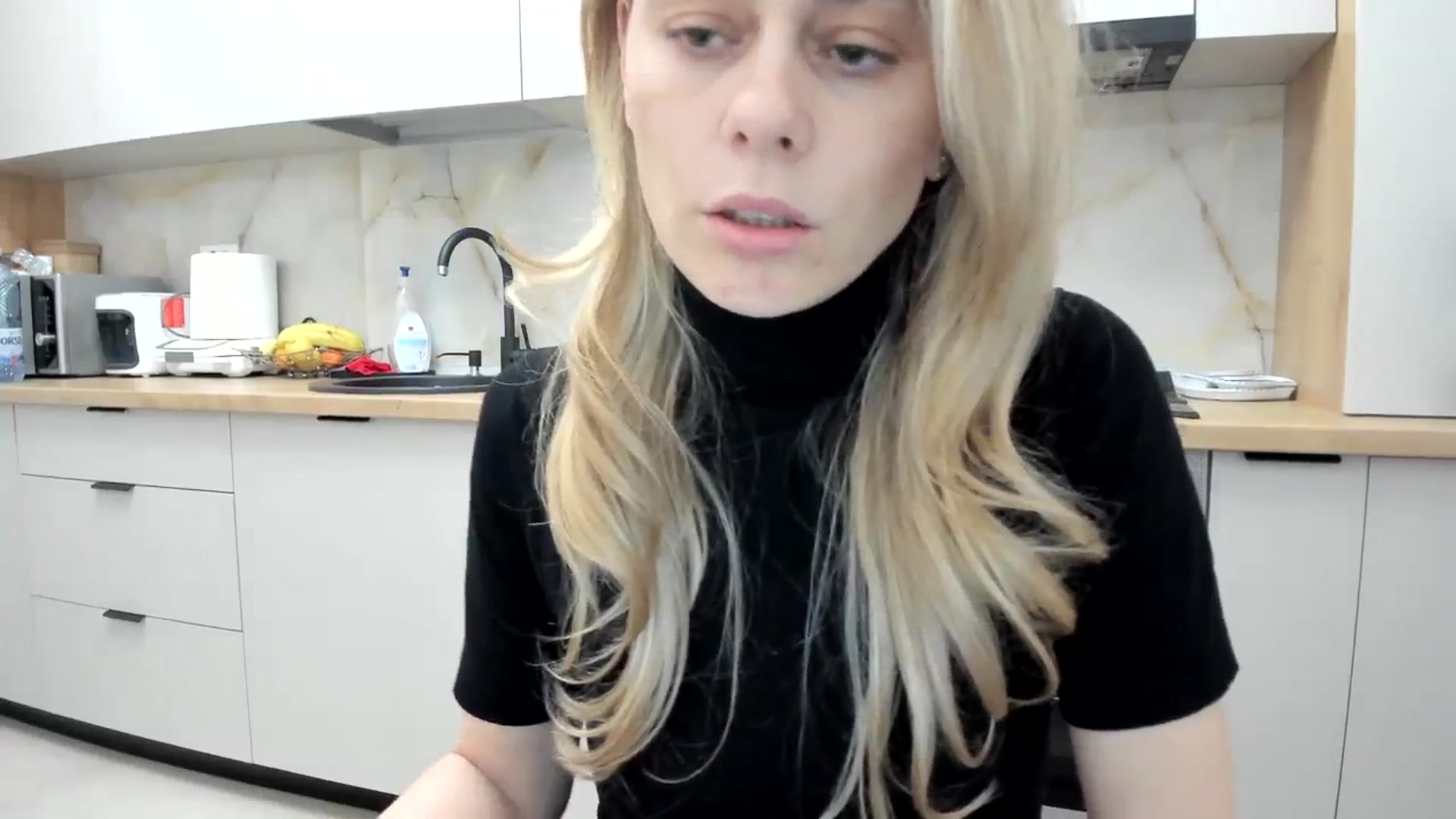 Gallery image thumbnail from DebbyPaige's myfreecams stream on, 03/22/2024, 18:44 image 15 of 20