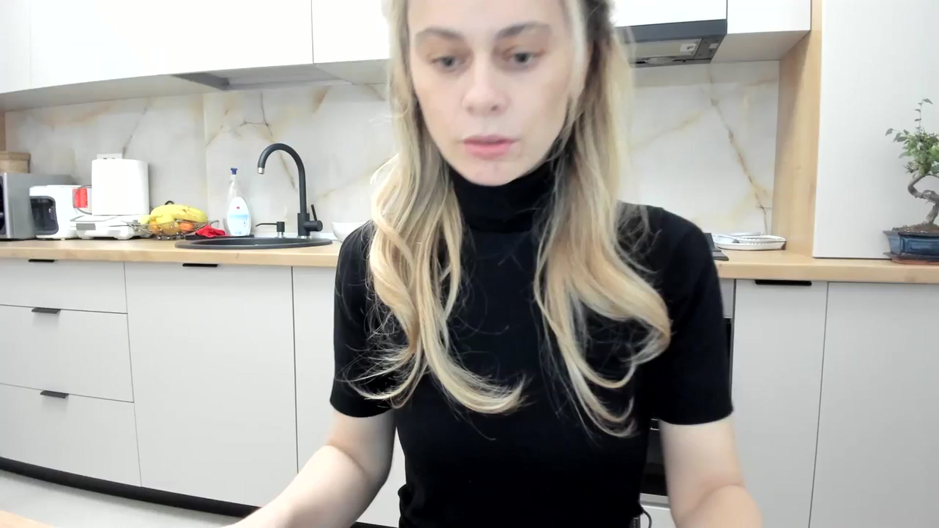 Gallery image thumbnail from DebbyPaige's myfreecams stream on, 03/22/2024, 18:44 image 7 of 20