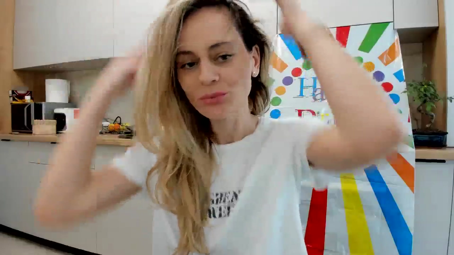 Gallery image thumbnail from DebbyPaige's myfreecams stream on, 03/24/2024, 18:05 image 7 of 20