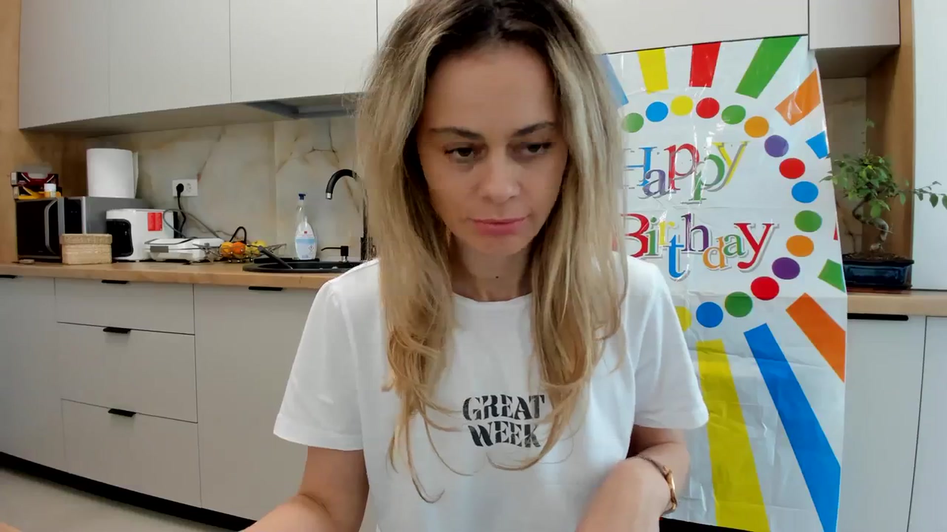 Gallery image thumbnail from DebbyPaige's myfreecams stream on, 03/24/2024, 18:05 image 5 of 20