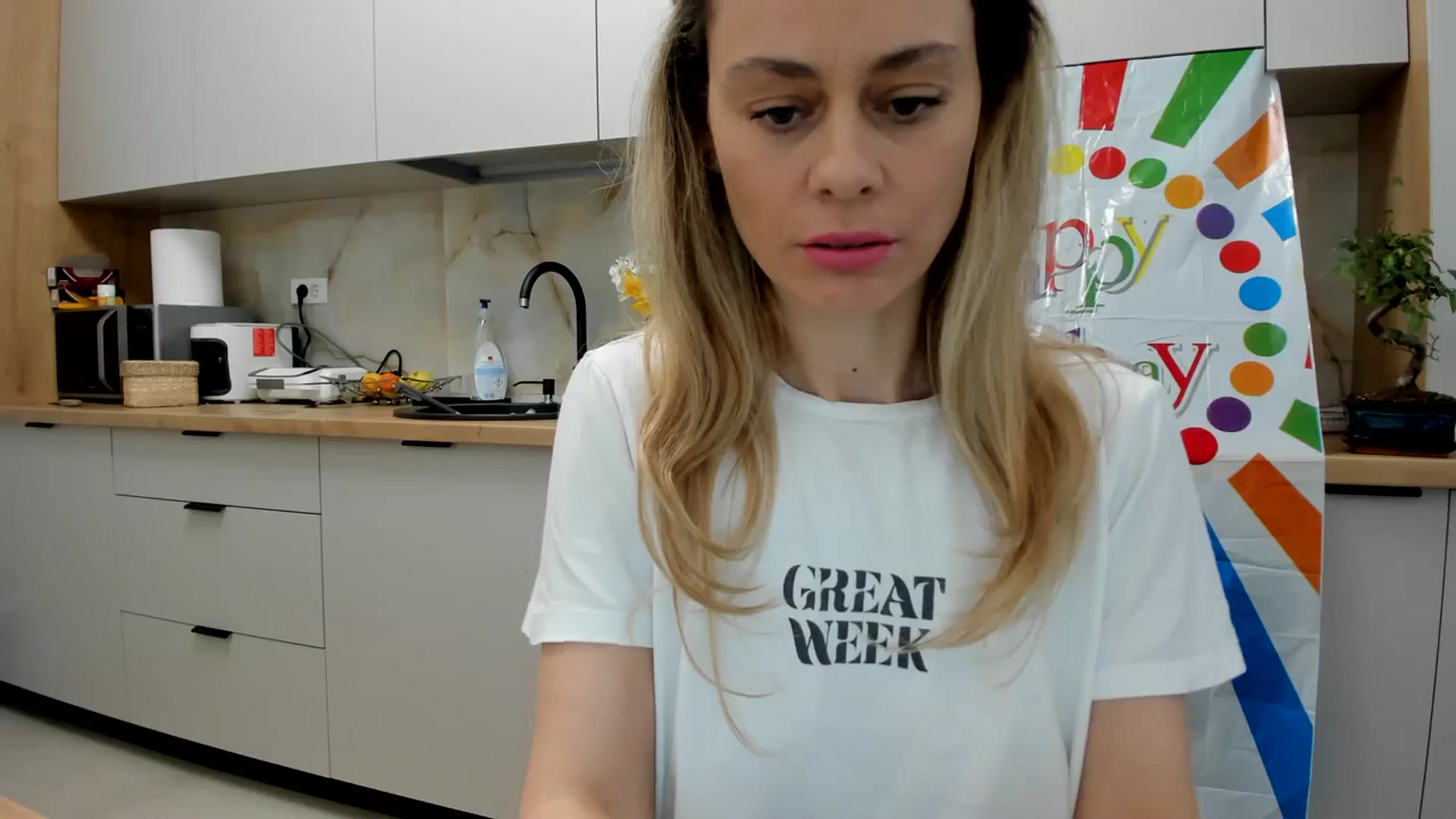 Gallery image thumbnail from DebbyPaige's myfreecams stream on, 03/24/2024, 18:05 image 12 of 20