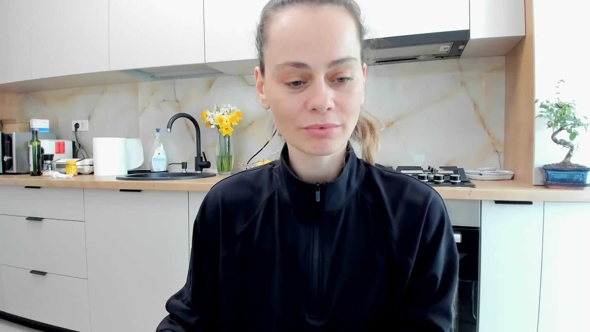 Gallery image thumbnail from DebbyPaige's myfreecams stream on, 03/25/2024, 14:28 image 12 of 20