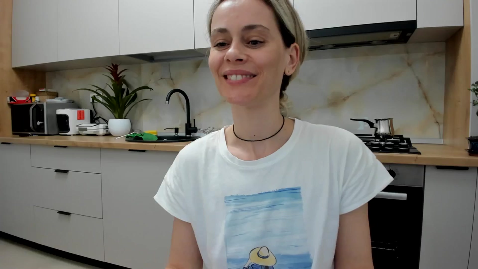 Gallery image thumbnail from DebbyPaige's myfreecams stream on, 04/07/2024, 18:45 image 15 of 20