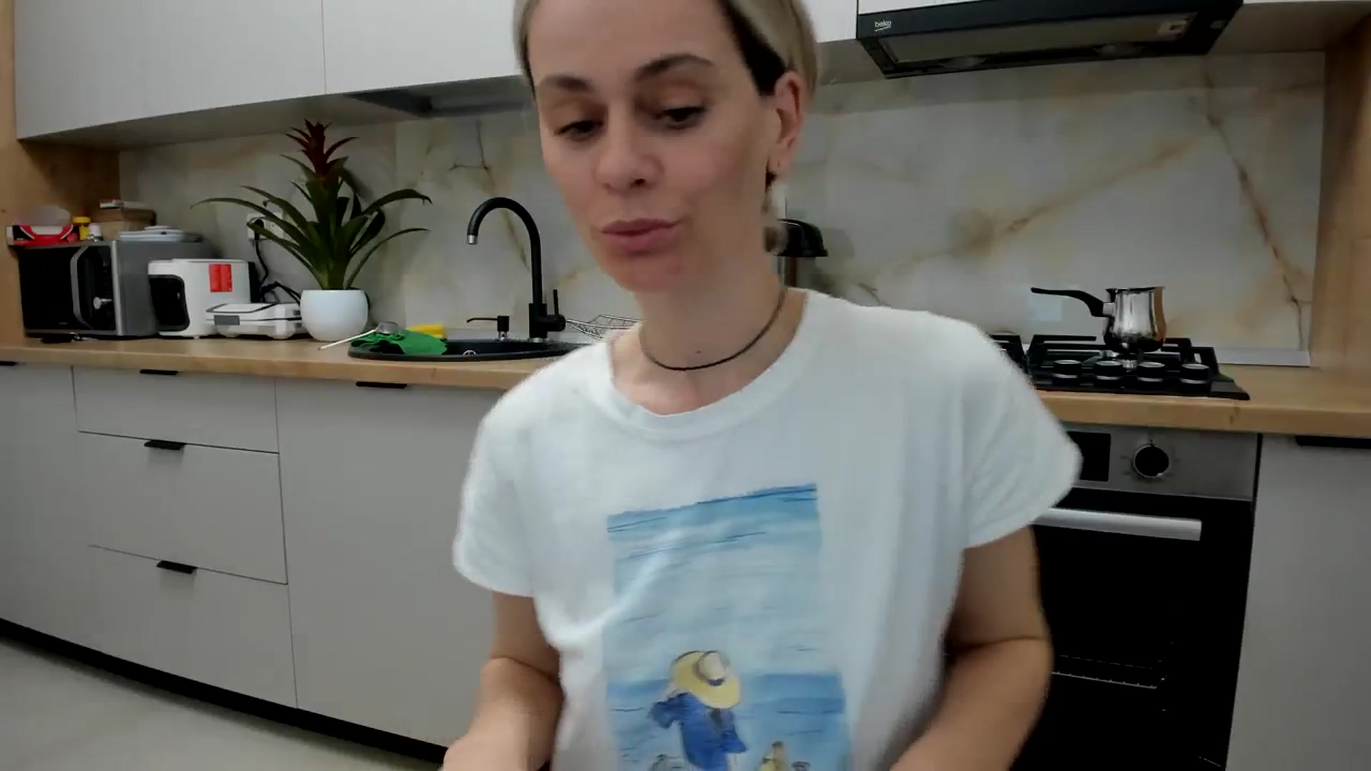 Gallery image thumbnail from DebbyPaige's myfreecams stream on, 04/07/2024, 18:45 image 3 of 20