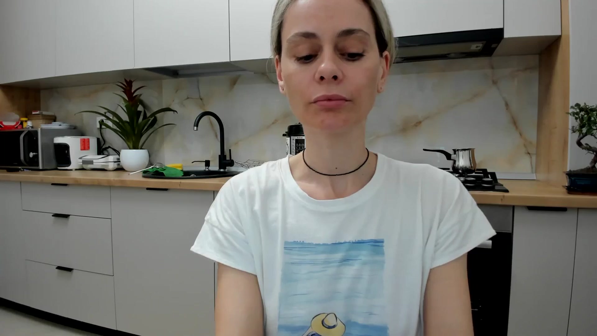 Gallery image thumbnail from DebbyPaige's myfreecams stream on, 04/07/2024, 18:45 image 8 of 20