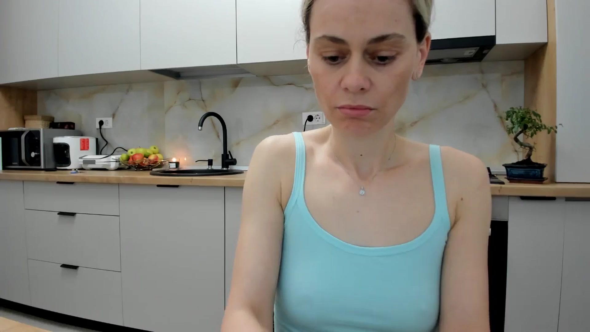 Gallery image thumbnail from DebbyPaige's myfreecams stream on, 04/20/2024, 19:03 image 3 of 20