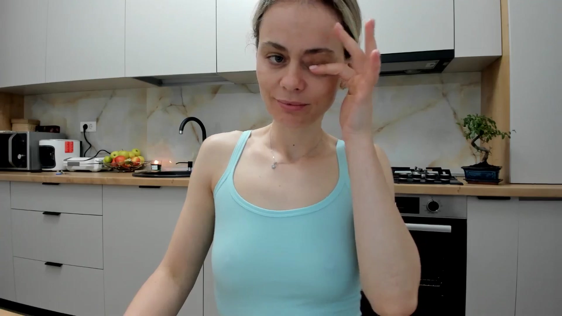 Gallery image thumbnail from DebbyPaige's myfreecams stream on, 04/20/2024, 19:03 image 8 of 20